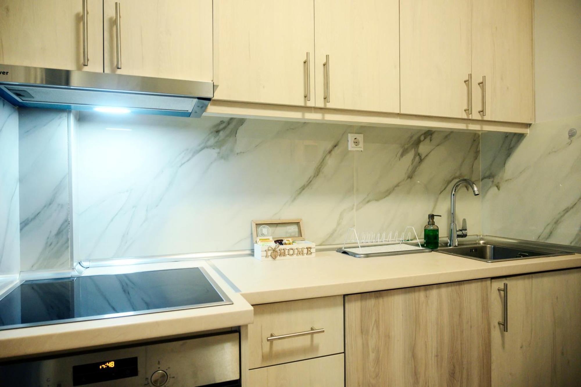 דירות סלוניקי Modern Downtown Flat By Golden H&R מראה חיצוני תמונה