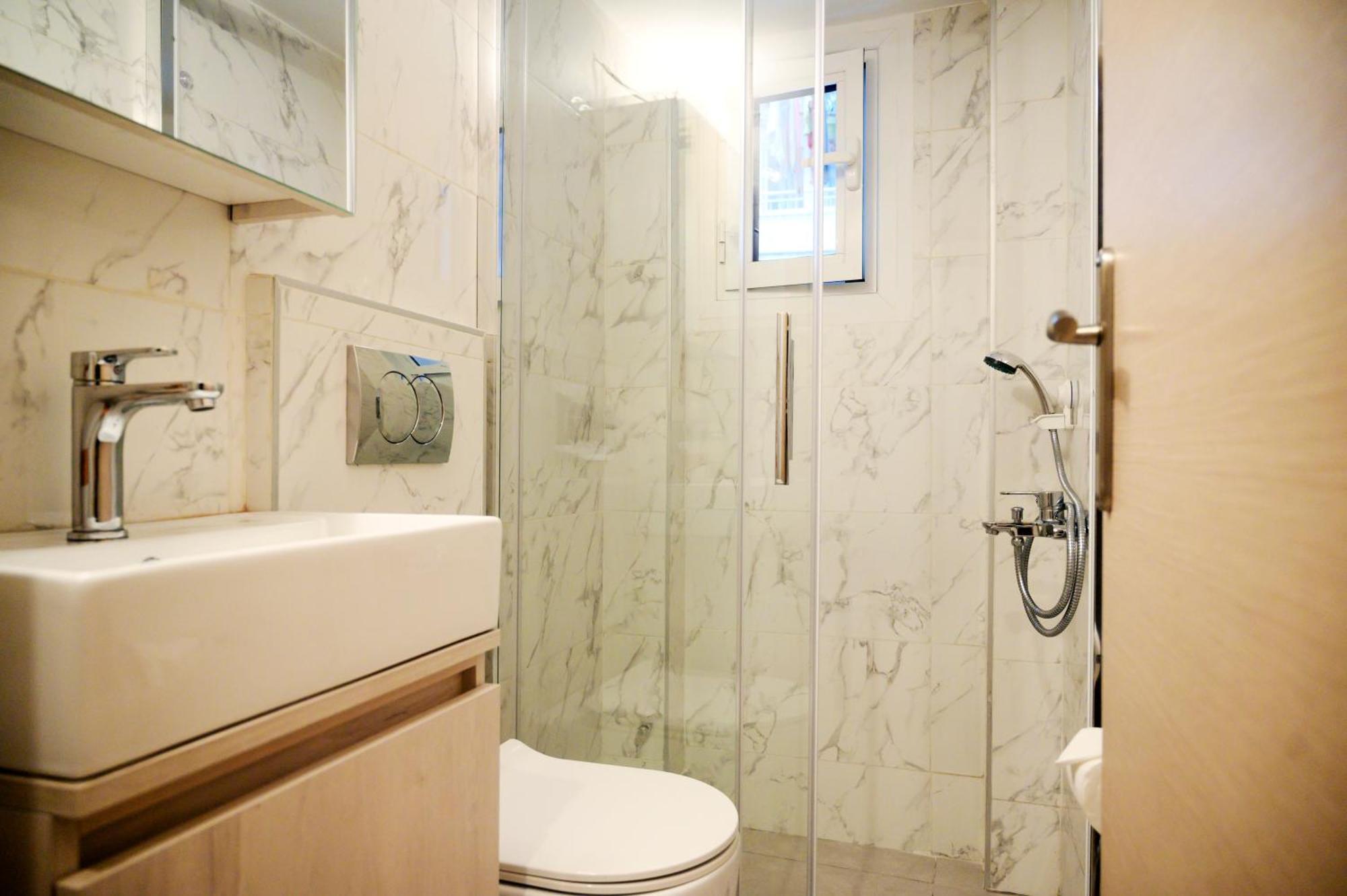 דירות סלוניקי Modern Downtown Flat By Golden H&R מראה חיצוני תמונה